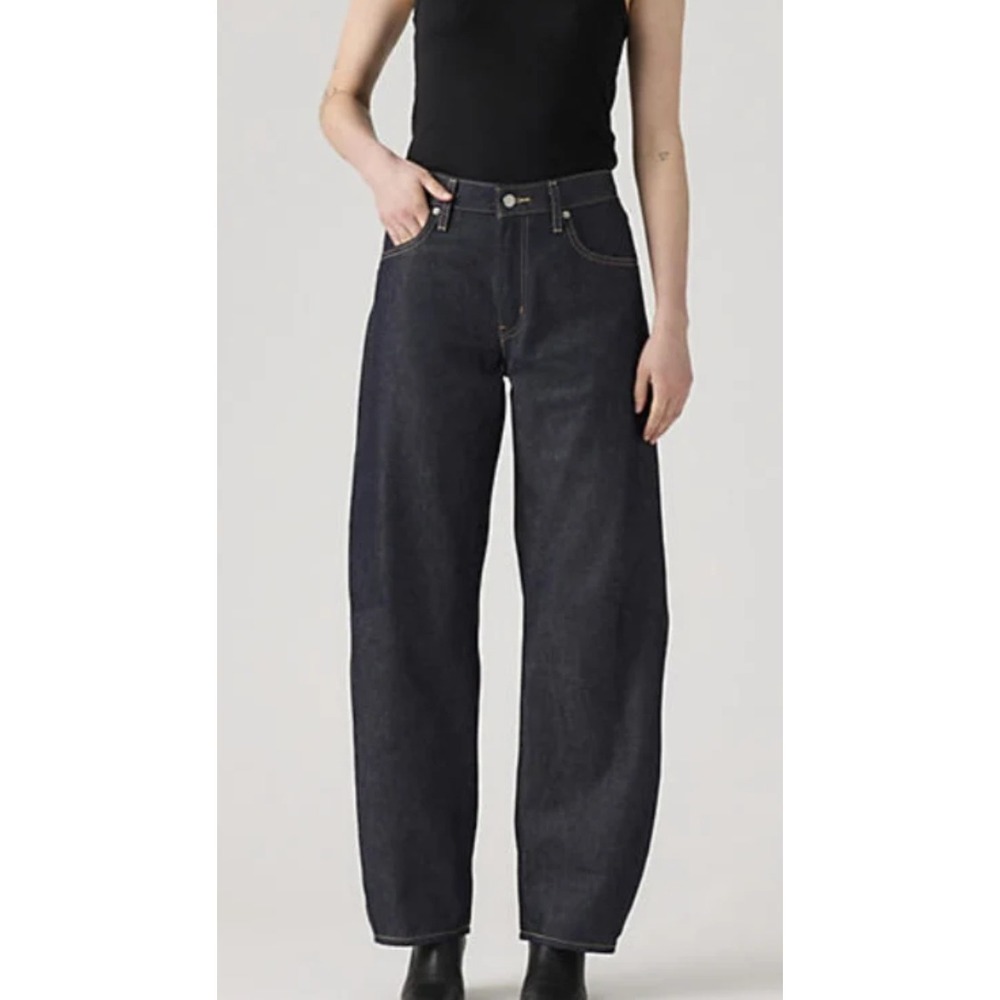 Levis Baggy Dad Barrel Jeans Womens